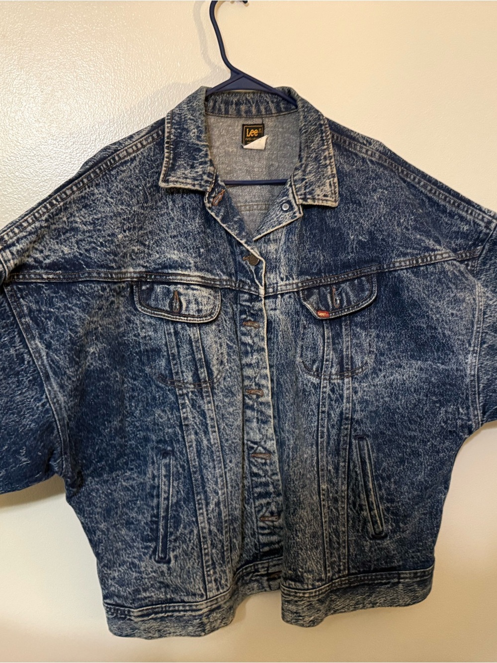 Lee Women's Acid-Washed Denim Jacket in Dark Blue